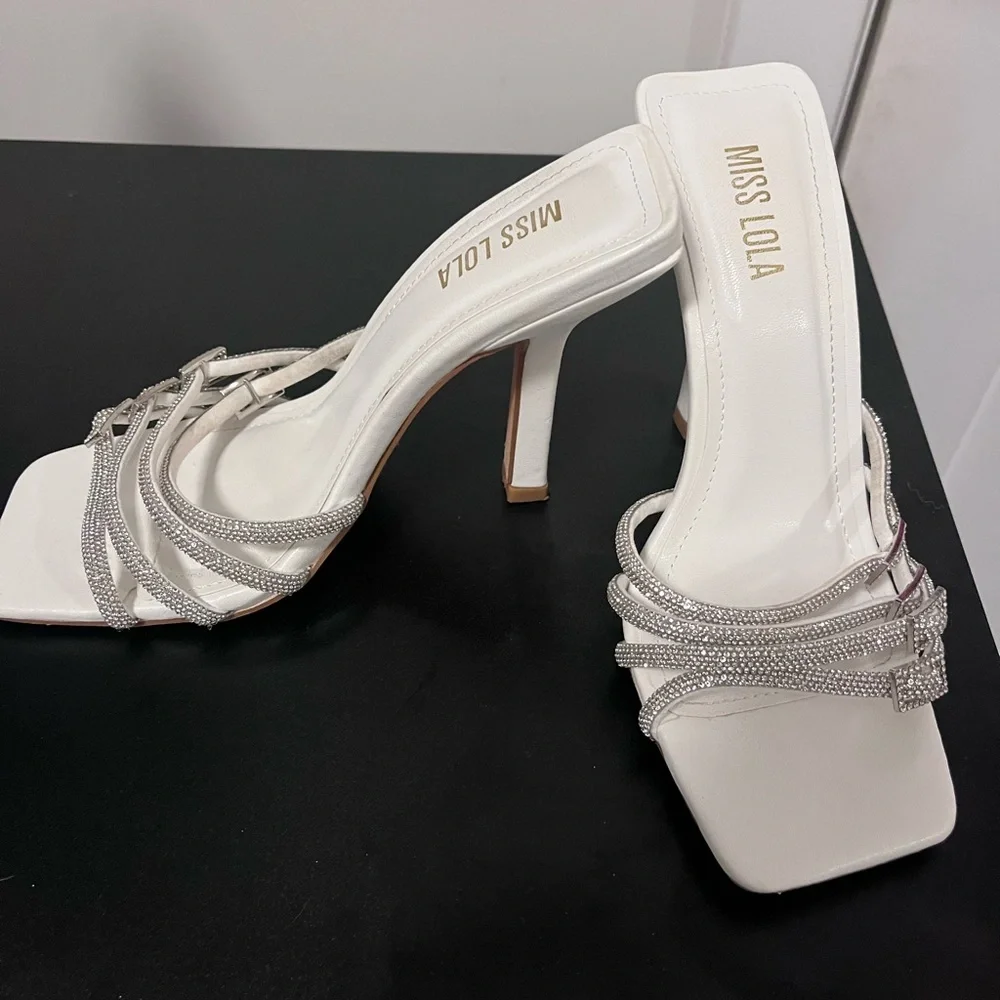 Miss Lola White Strappy Heels - Picture 3 of 4